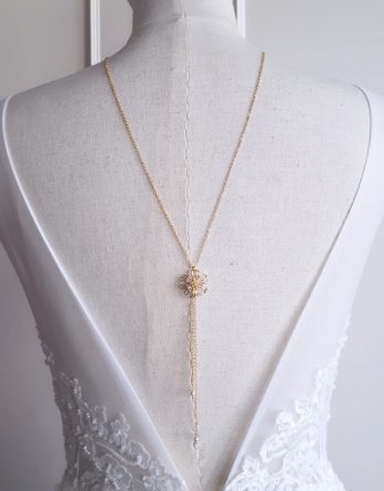 Fleur - Collier de dos mariage champêtre et élégant avec perle swarovski