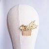 Lyse – Peigne de mariée feuillage et fleurs délicates avec perles d'eau douce