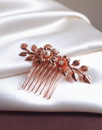 Nina - Peigne de mariée feuilles et fleurs délicates avec perles swarovski