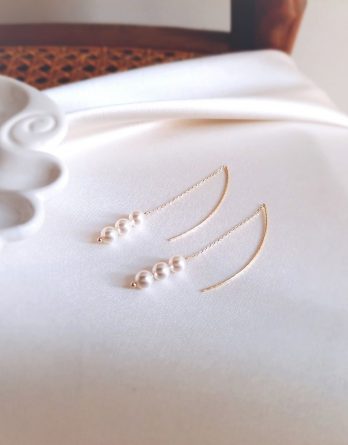 Alma - Boucles d’oreilles mariage minimaliste chaînes longues et tiges avec perles Swarovski