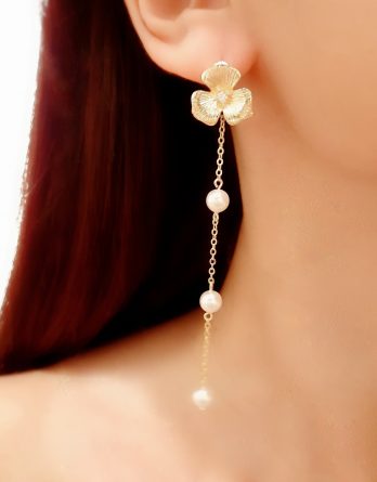 Amalia - Boucles d'oreilles fleurs chaînes longues avec perles Swarovski pour mariage champêtre