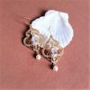 Astrée - Boucles d'oreilles mariage plaqué Or avec zircons et perles Swarovski