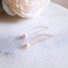 Ayla - Boucles d'oreilles minimaliste chaînes fine et tiges avec perles Swarovski