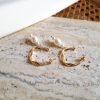 Colette - Boucles d’oreilles mariage minimalistes et moderne avec perles baroques Swarovski