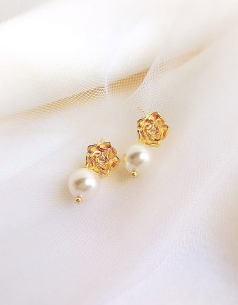 Rose - Boucles d'oreilles fleurs plaqué Or avec perles pour mariage élégant et chic
